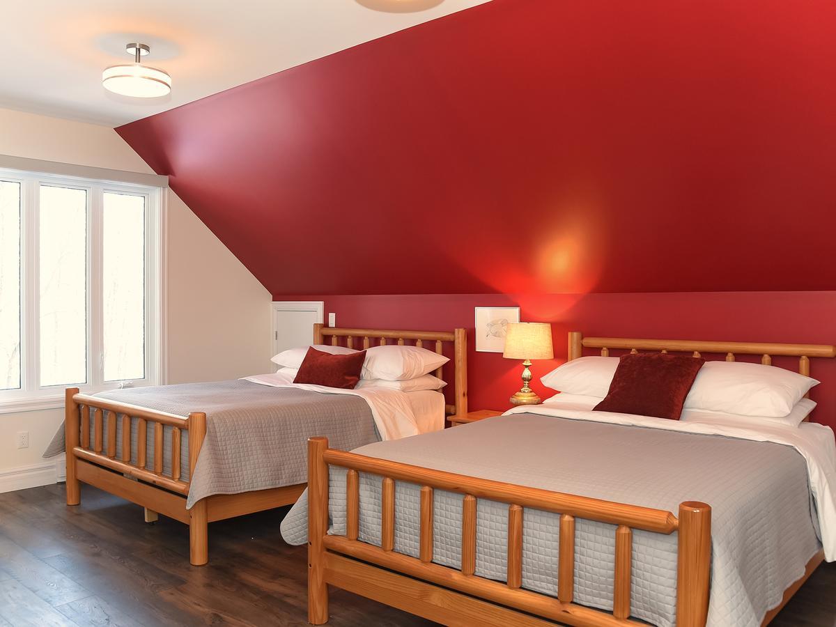 Belle De Nuit Hotel เวคฟีลด์ ภายนอก รูปภาพ